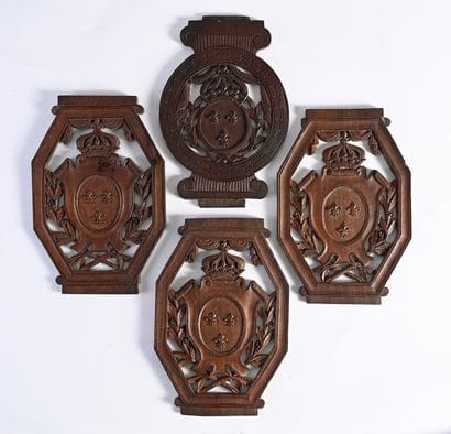 MAISON DE FRANCE.
Ensemble de trois éléments...