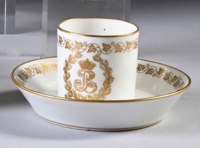 SERVICE DES PRINCES POUR LA TABLE DU ROI...