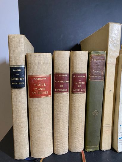 C. BOURBON - HISTOIRES. Ensemble de 17 ouvrages,...