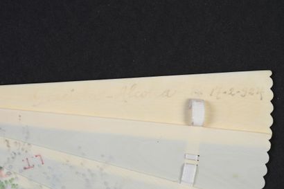 Les amours, France, circa 1890 
Broken-type...