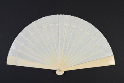Les amours, France, circa 1890 
Broken-type...
