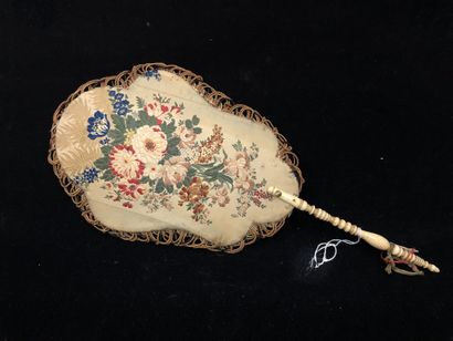 Bouquet, Europe, circa 1880 
Hand screen...