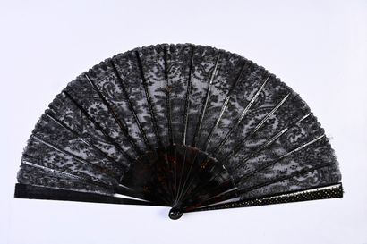 Mille feux, France, circa 1890
Folded fan,...