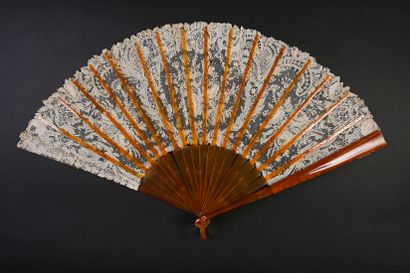Fourteen roses in relief, Europe, circa 1880-1890
Folded...