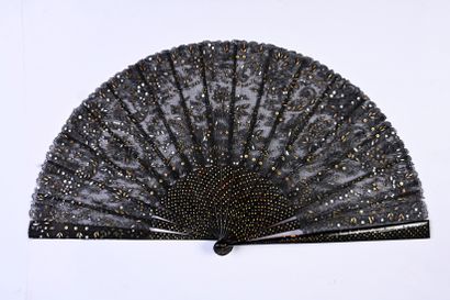 Mille feux, France, circa 1890
Folded fan,...
