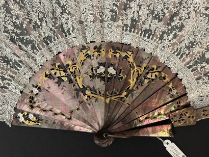 Profusion of flowers, Europe, circa 1890
Folded...