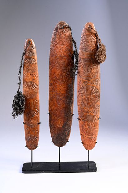 Rare set of three churingas or Tjurunga
Central...