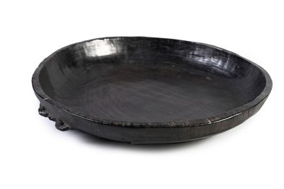 Aire Boiken ceremonial food dish -
Papua...
