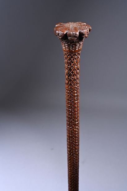 Ceremonial paddle, Ra'ivavae Island. Islands
Iles...
