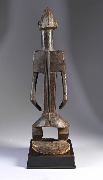 Statue, Bamana, Mali
Wood
Height: 54 cm

Provenance:...