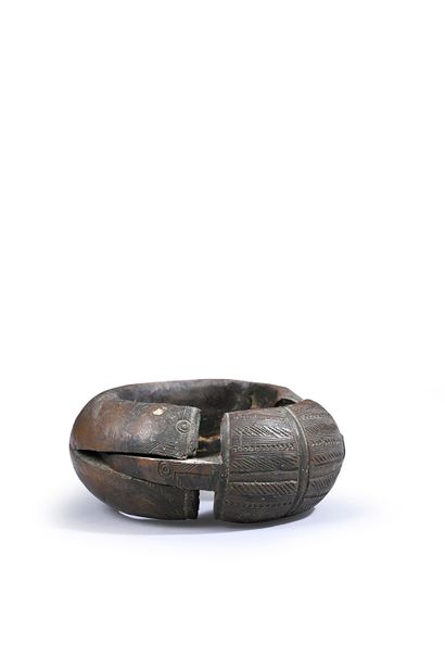 Baoulé anklet, Ivory Coast
Metal, Brass
Baoulé...