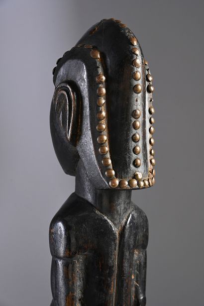 Statue, Fang, Gabon
Wood
Height: 45 cm

Provenance:...