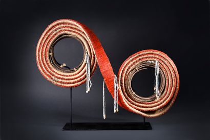 Wedding coins Tevau, Santa Cruz, I. Salomon
Feathers
Dimension...