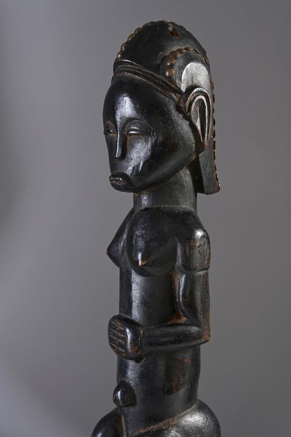 Statue, Fang, Gabon
Wood
Height: 45 cm

Provenance:...