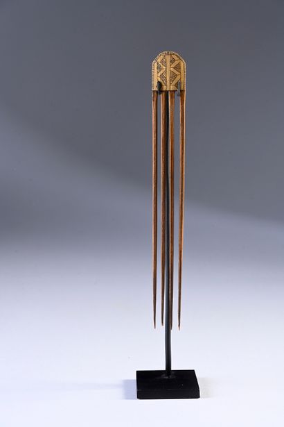 Kanak comb, New Caledonia
Bamboo
Height:...