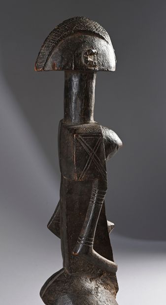 Statue, Bamana, Mali
Wood
Height: 54 cm

Provenance:...