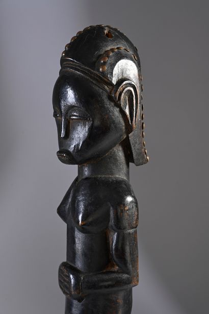 Statue, Fang, Gabon
Wood
Height: 45 cm

Provenance:...