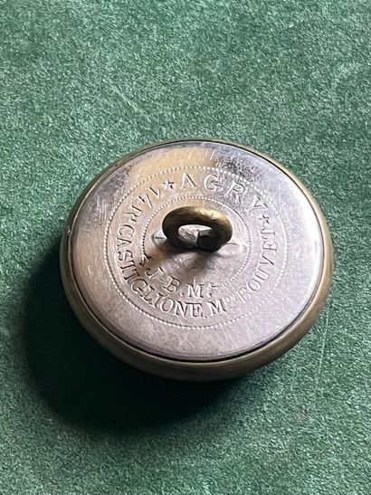 BRE. Bouton de tenue de l’équipage Par Vaux...