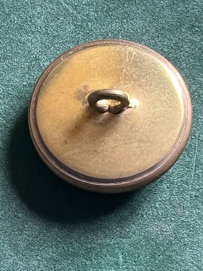 ORL. Bouton de tenue de l’équipage d’Alosse...