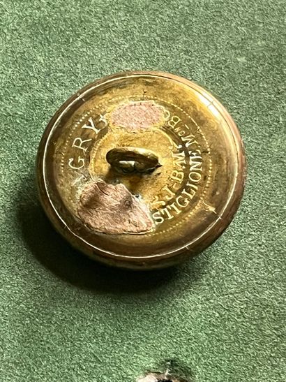 ORL. Bouton de tenue de l’équipage de Muides...
