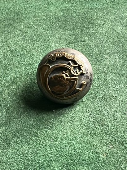 POI. Bouton de gilet du rallye Poitou (1885-1903)...