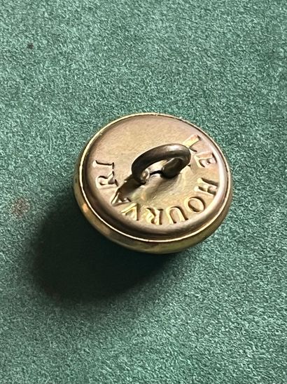 ORL. Bouton de gilet de l’équipage du Chêne...