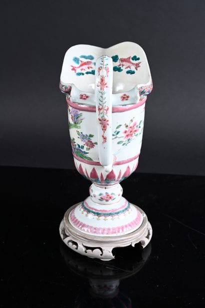 Rare porcelain stock ewer decorated in famille...