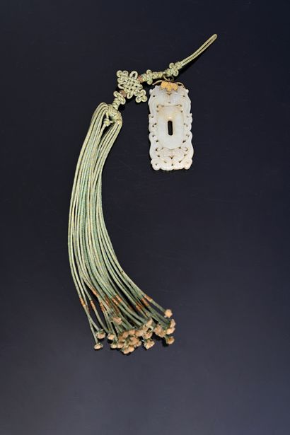 CHINA, 18th century
Celadon jade medallion
Rectangular...
