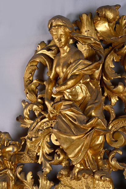 Carved, molded and gilded wood pediment mirror,...