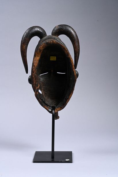 Gyè mask, Yaouré, Ivory Coast 
Wood, dark...