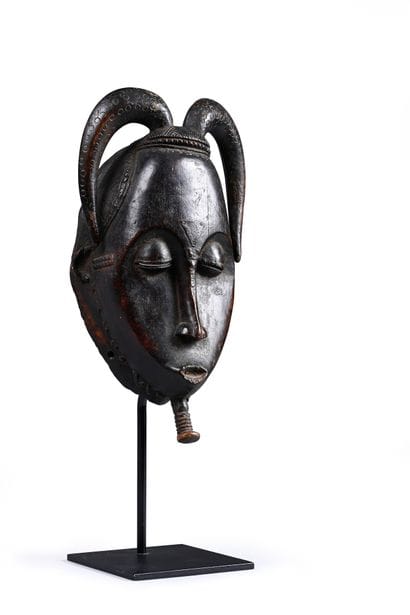 Gyè mask, Yaouré, Ivory Coast 
Wood, dark...