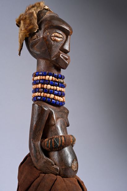 Nkishi power figure, Songye Democratic Republic...