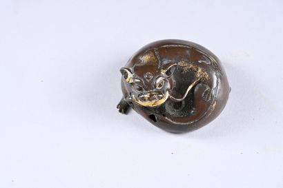 CHINA, 18th century
Set of two small droppers...