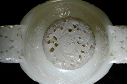 CHINA, 18th century
Rare and important covered...