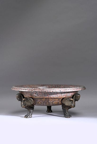 Beautiful Paris porcelain bowl in imitation...
