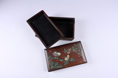 CHINA, Kangxi period, 18th century 
Rare...