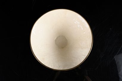 CHINA, Song Dynasty
Stoneware bowl, dingyao
Mounted...