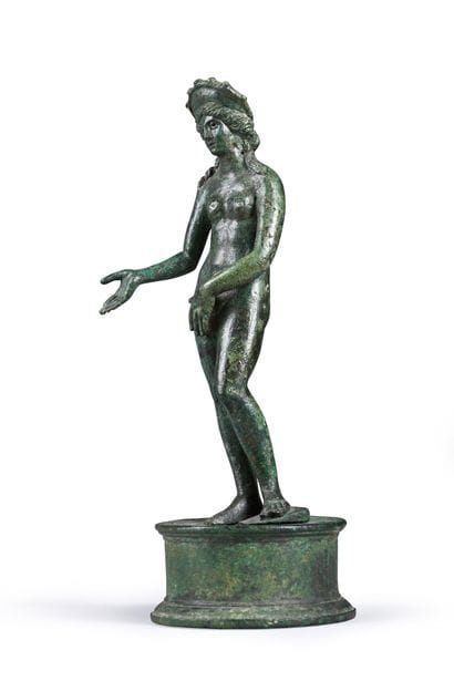 Roman art (circa 2nd - 3rd century)
Pudique...