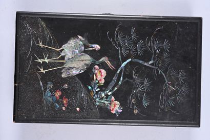 . CHINA, Kangxi period 
Scholar's box 
Comprising...