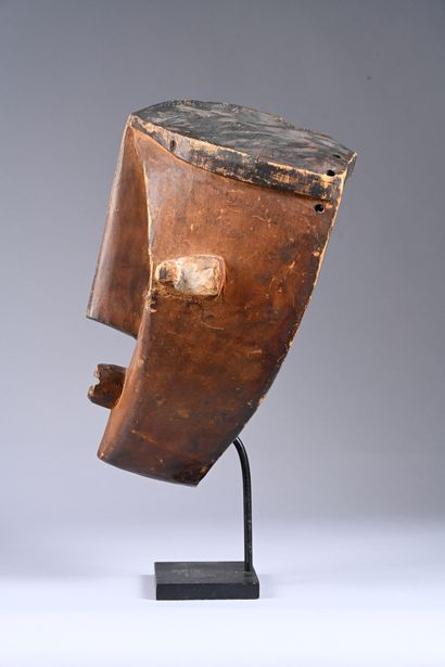 Mfondo mask, Lwalwa, 
Democratic Republic...