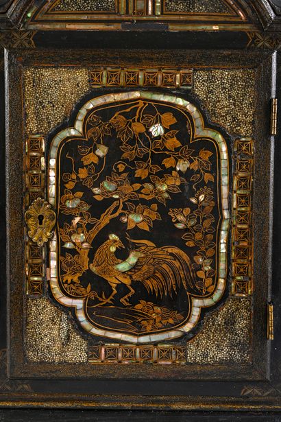 Small Namban cabinet in Japanese lacquer,...