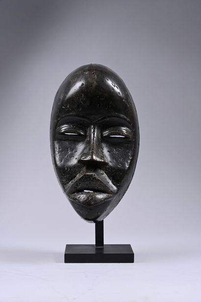 Dan mask, Ivory Coast
Wood, deep black patina,...