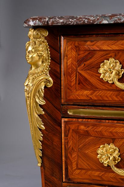 Chest of drawers in diamond marquetry 
marquetry,...