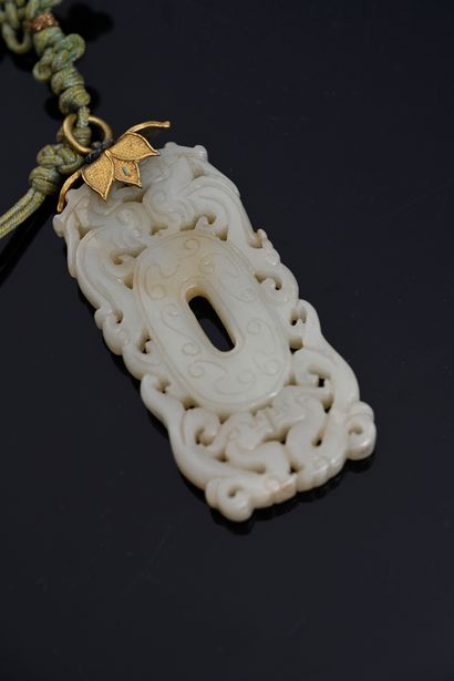CHINA, 18th century
Celadon jade medallion
Rectangular...