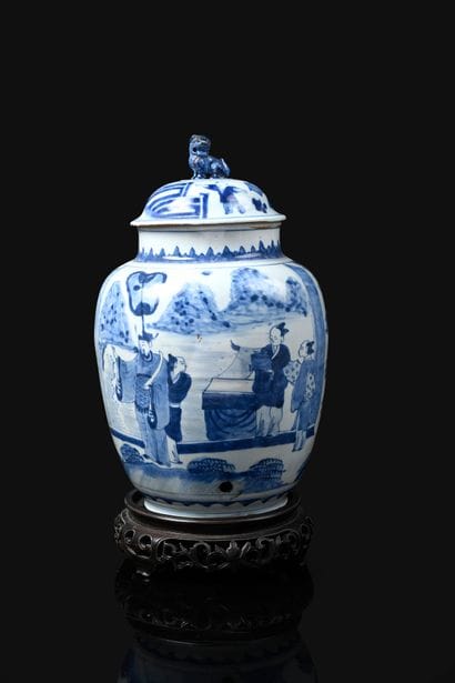 CHINA, Late Transition period
Porcelain covered...