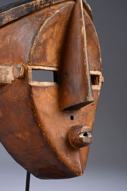 Mfondo mask, Lwalwa, 
Democratic Republic...