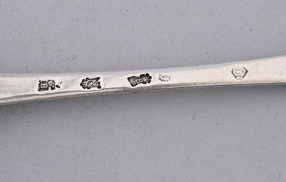 Cuillère à ragoût en argent, du modèle uni...