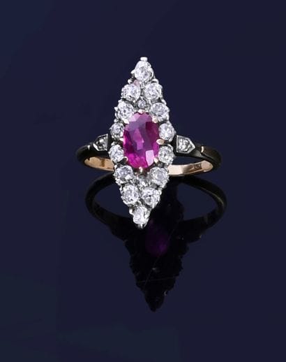 Bague navette en or blanc et or jaune 750°°,...