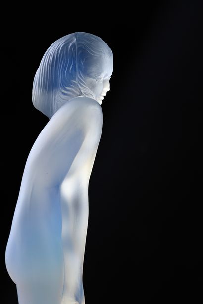 ETLING, XXe siècle
Deux sculptures en verre...
