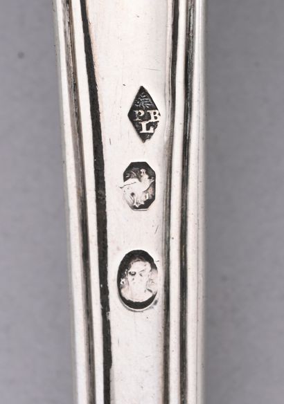 Louche en argent 1er titre (950°/°°) du modèle...